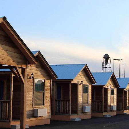 4K Lodges Poth Exterior foto